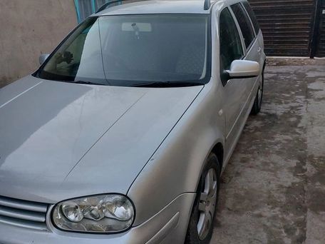 Volkswagen Golf, 2003