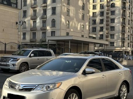 Toyota Camry, 2012 — фото 2
