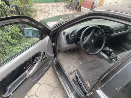 BMW 3 серии, 1991 — сүрөт 12