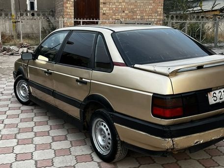 Volkswagen Passat, 1988 — фото 7