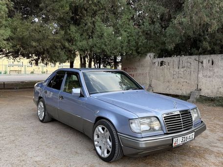 Mercedes-Benz W124, 1993