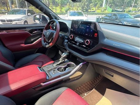 Toyota Crown, 2023 — фото 3