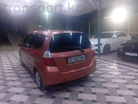 Honda Fit, 2004 — photo 3
