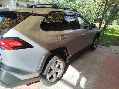 Toyota RAV4, 2020 — photo 11
