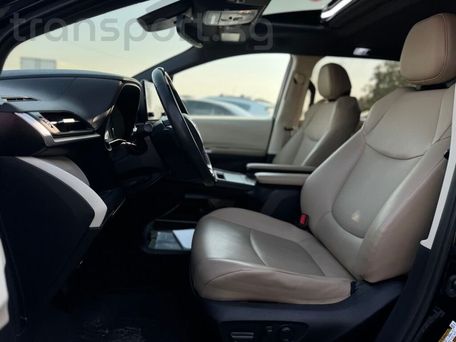 Toyota Sienna, 2021 — photo 3