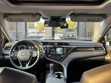 Toyota Camry, 2017 — 照片 10