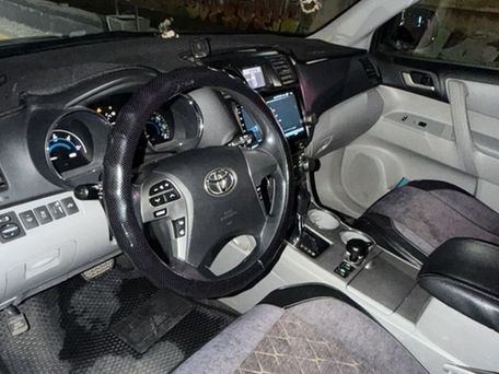 Toyota Highlander, 2011 — photo 9