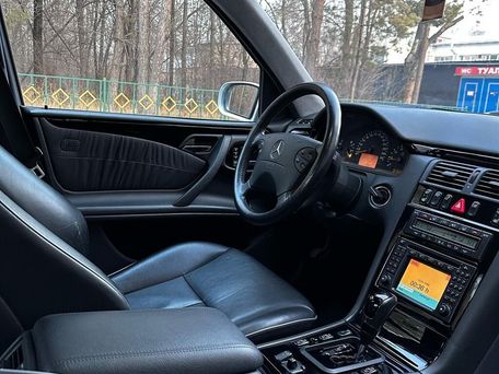 Mercedes-Benz E-Класс, 1999 — сүрөт 7