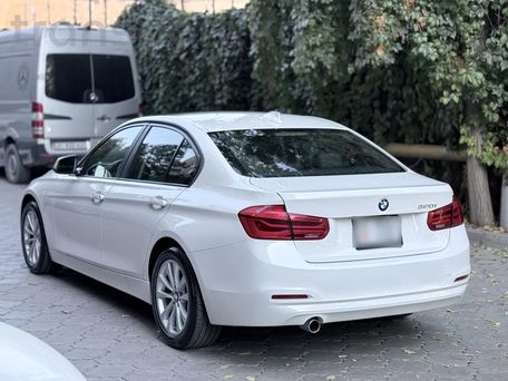 BMW 3 серии, 2018 — 照片 5