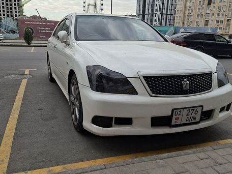 Toyota Crown, 2005 — сүрөт 1