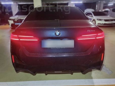 BMW 5 серии, 2026 — 照片 2
