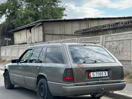 Mercedes-Benz W124, 1990 — фото 4