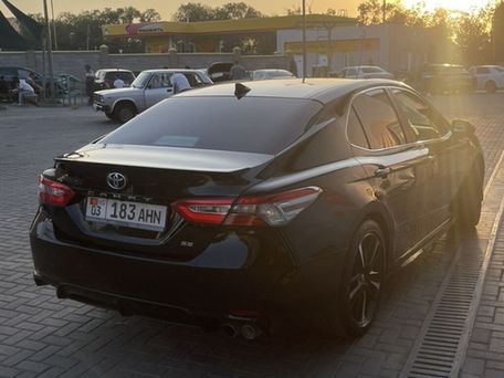 Toyota Camry, 2019 — 照片 5
