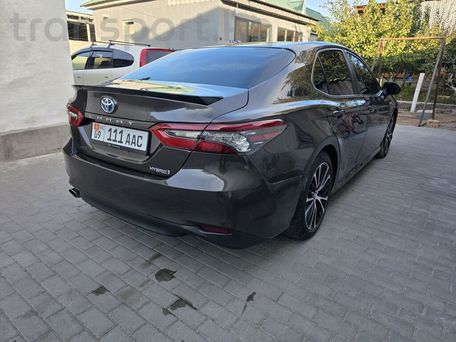 Toyota Camry, 2017 — 照片 6
