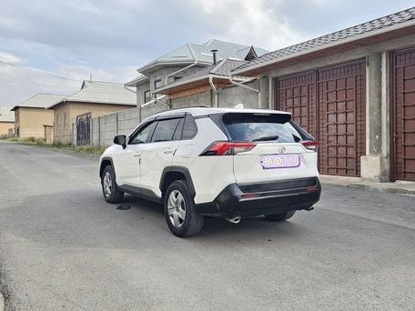 Toyota RAV4, 2020 — фото 2