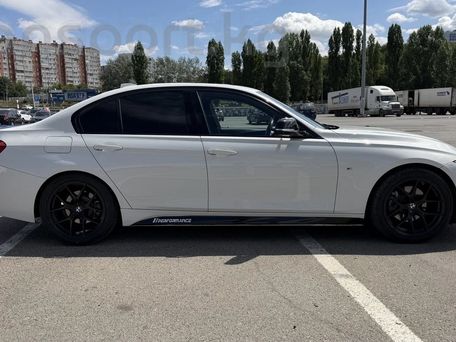 BMW 3 Series, 2018 — сүрөт 8