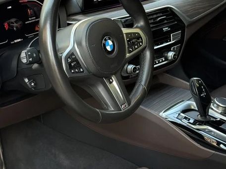 BMW 5 серии, 2020 — 照片 5