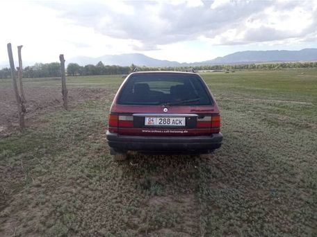 Volkswagen Passat, 1992 — photo 2