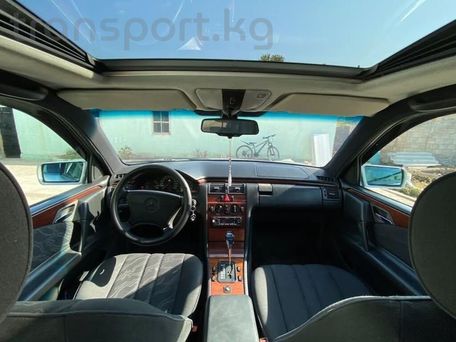 Mercedes-Benz E-Class, 1996 — photo 10