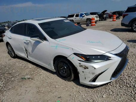 Lexus ES, 2023 — 照片 4