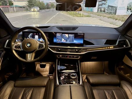 BMW X7, 2023 — photo 7