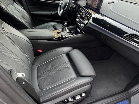 BMW 5 серии, 2021 — 照片 10
