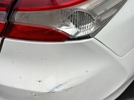 Toyota Camry, 2018 — 照片 5