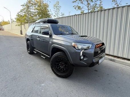 Toyota 4Runner, 2024 — фото 2