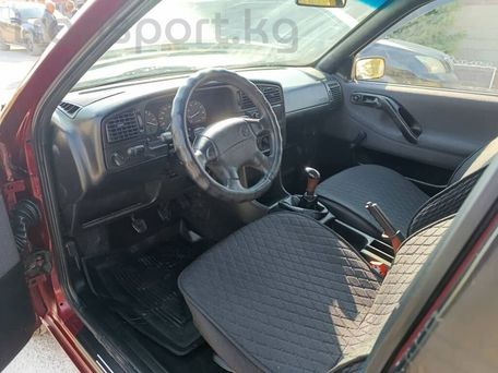 Volkswagen Passat, 1994 — photo 9