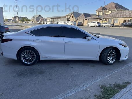 Lexus ES, 2022 — photo 5