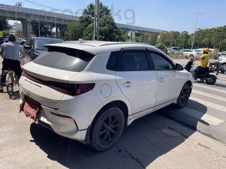 BYD E2, 2022 — 照片 2