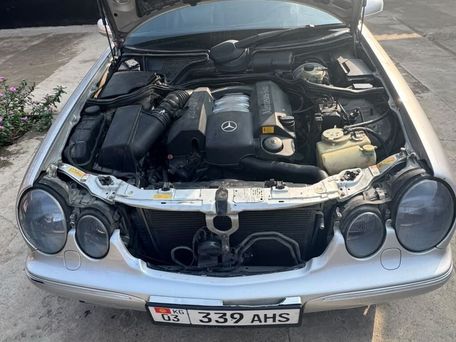Mercedes-Benz E-Class, 2000 — photo 5
