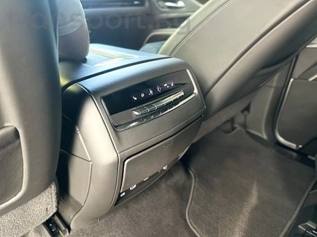 Cadillac Escalade-V, 2022 — сүрөт 12