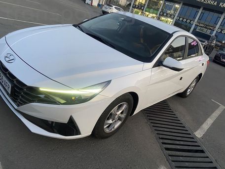 Hyundai Elantra, 2020