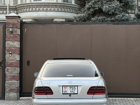 Mercedes-Benz E-Class, 1999 — photo 6