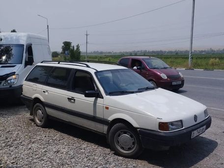 Volkswagen Passat, 1992