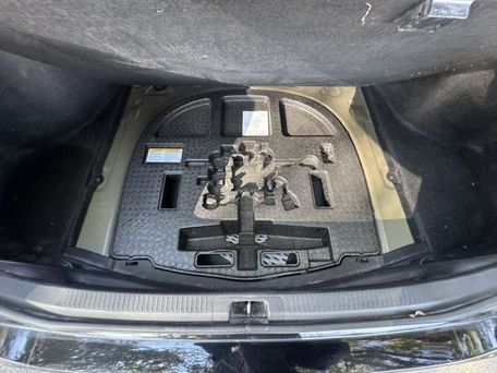 Toyota Camry, 2018 — сүрөт 10