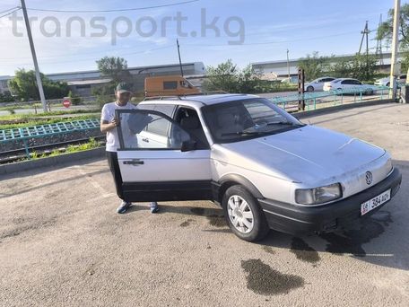 Volkswagen Passat, 1989 — сүрөт 2