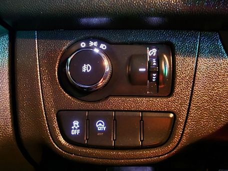 Chevrolet Spark, 2017 — сүрөт 7