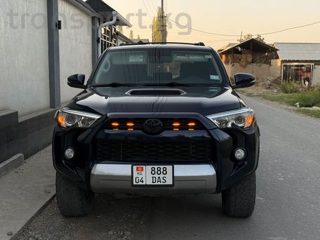 Toyota 4Runner, 2019 — фото 15