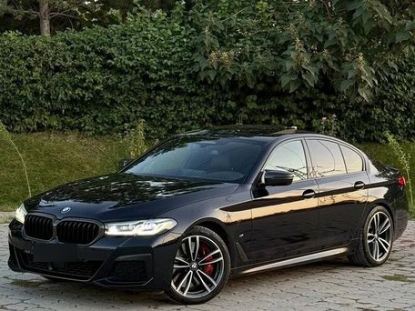 BMW 5 серии, 2016 — фото 1