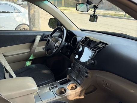Toyota Highlander, 2010 — photo 6