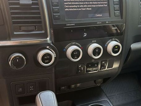 Toyota Sequoia, 2020 — 照片 13