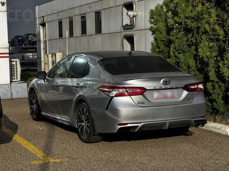 Toyota Camry, 2020 — 照片 7