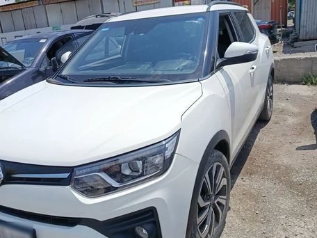 SsangYong Tivoli, 2020 — фото 2