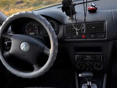 Volkswagen Golf, 2002 — photo 2