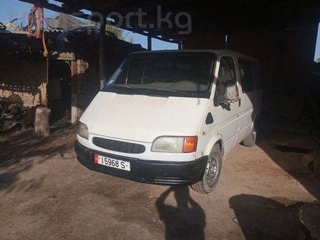 Ford Transit, 1999 — 照片 1