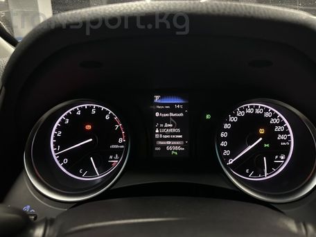 Toyota Camry, 2018 — photo 10