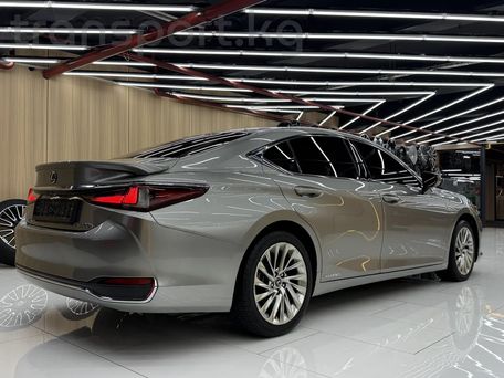 Lexus ES, 2020 — 照片 4