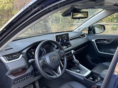 Toyota RAV4, 2019 — сүрөт 8